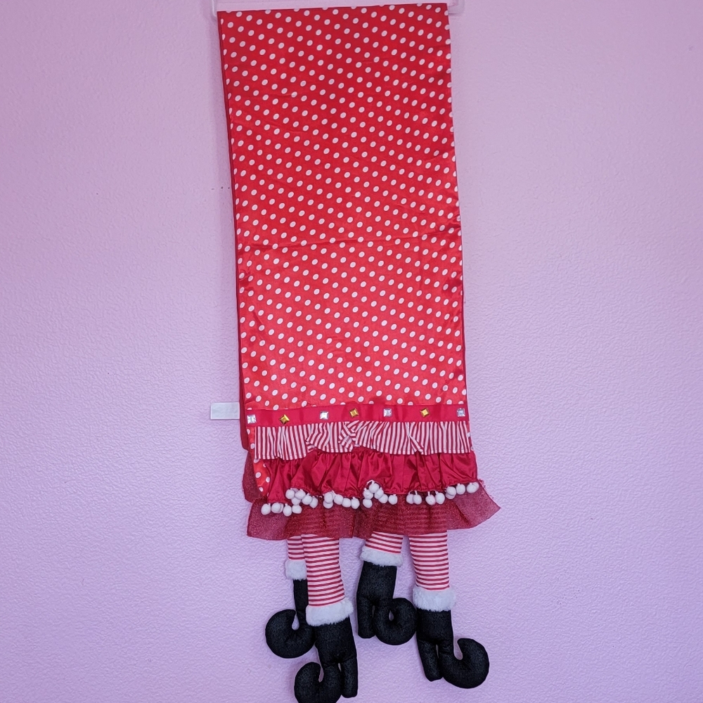 MERRY CHRITMAS RUNNER 13 X 72. - Picture 4 of 10